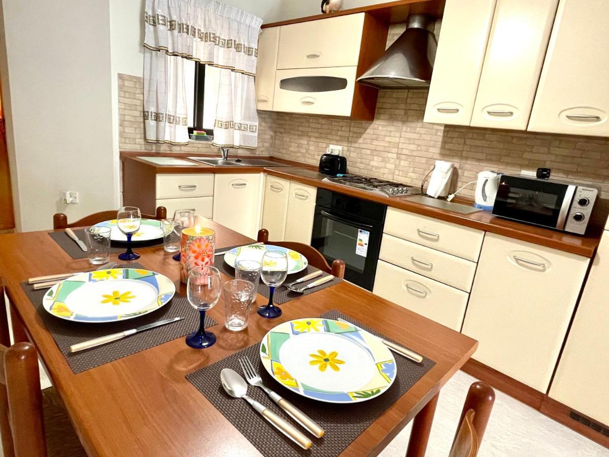 Apartment Regent Court - 3 Bedroom Within Walking Distance From Seafront *