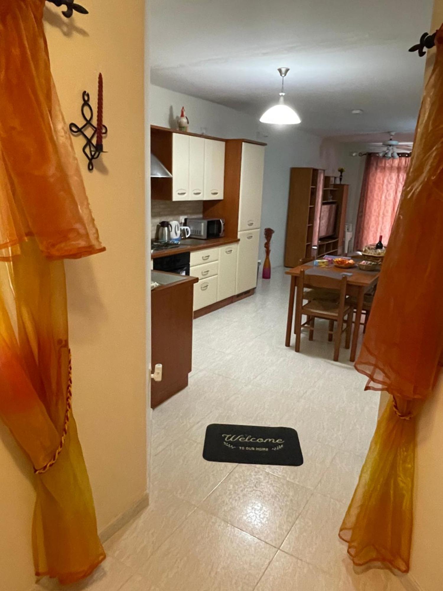 Regent Court - 3 Bedroom Within Walking Distance From Seafront Apartment St. Paul's Bay